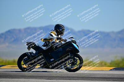 media/Mar-25-2024-Moto Forza (Mon) [[8d4319bd68]]/4-Novice Group/Session 2 (Turn 9 Side)/